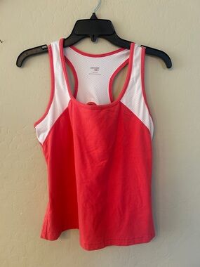 Danskin Now Athletic top Large